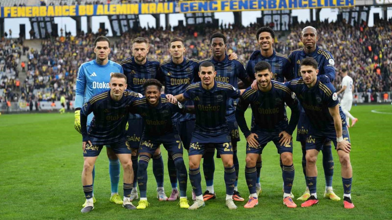 Fenerbahçe’den Eyüpspor’a 3-0’lık net galibiyet! Fenerbahçe’den Eyüpspor’a 3-0’lık net galibiyet!