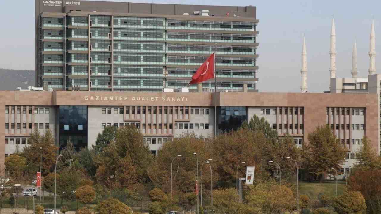 Gaziantep’te Medyum Dolandırıcılar Yargı Önüne Çıktı