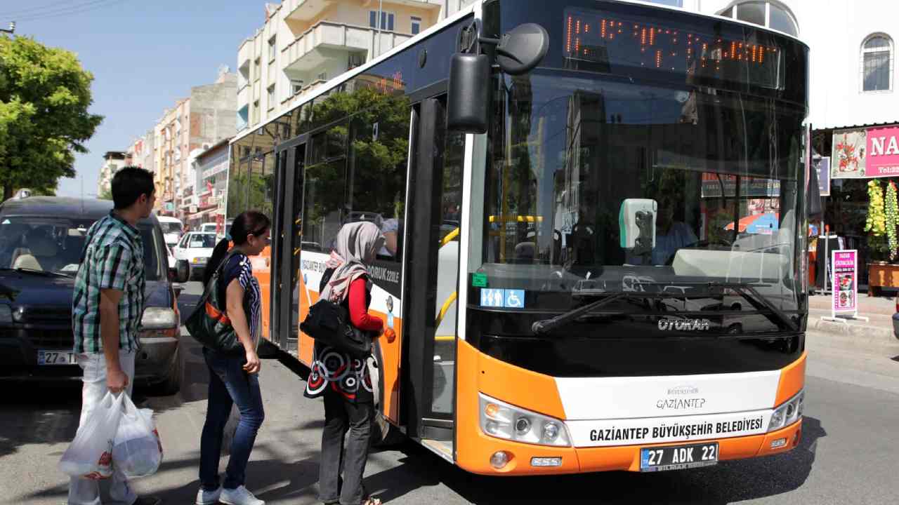 Gaziantep’te Öğrencilere Ulaşımda İndirimli Abonman Kartı!