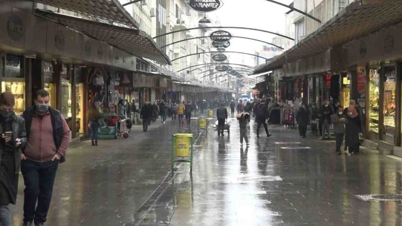 Gaziantep’te Bugün Yağmur Bekleniyor! Dikkat! Gaziantep’te Bugün Yağmur Bekleniyor! Dikkat!