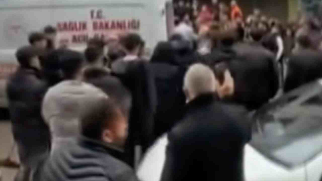 Gaziantep’te Kanlı Kavga: Bir Kişi Yaralı!