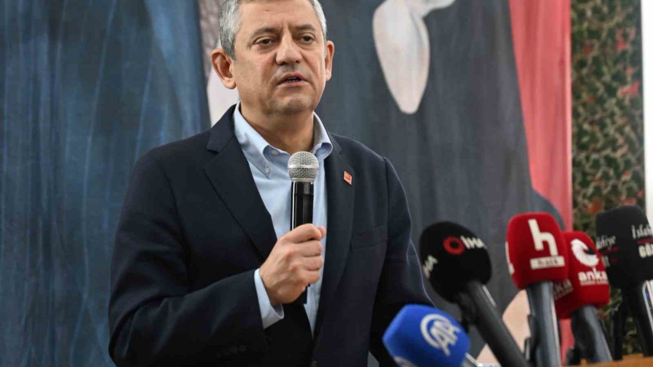 Depremde Kaybedilenler İçin Dua ve Duyarlılık Zamanı