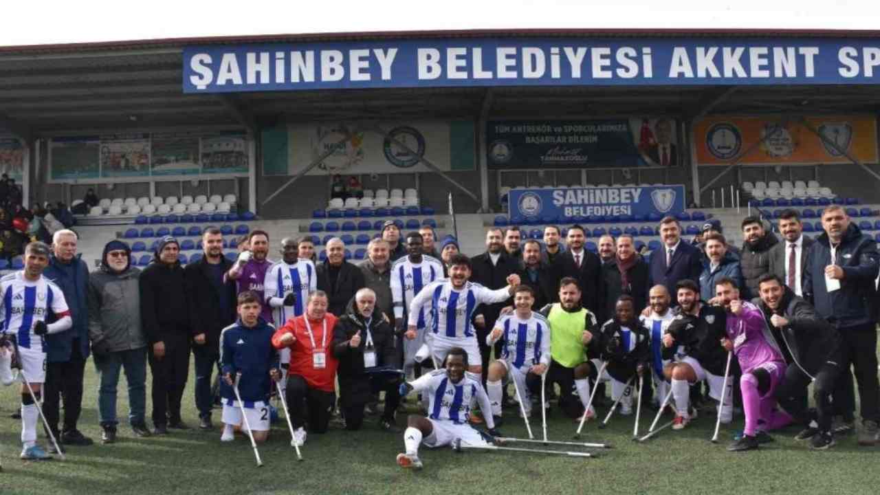 Engelleri Aşan Ampute Futbolcular, Gaziantep’in Gururu Oldu!