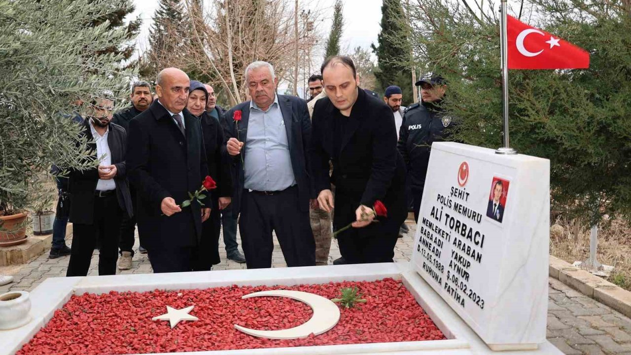 Şehit Polis Ali Torbacı, Mezarı Başında Anıldı Şehit Polis Ali Torbacı, Mezarı Başında Anıldı
