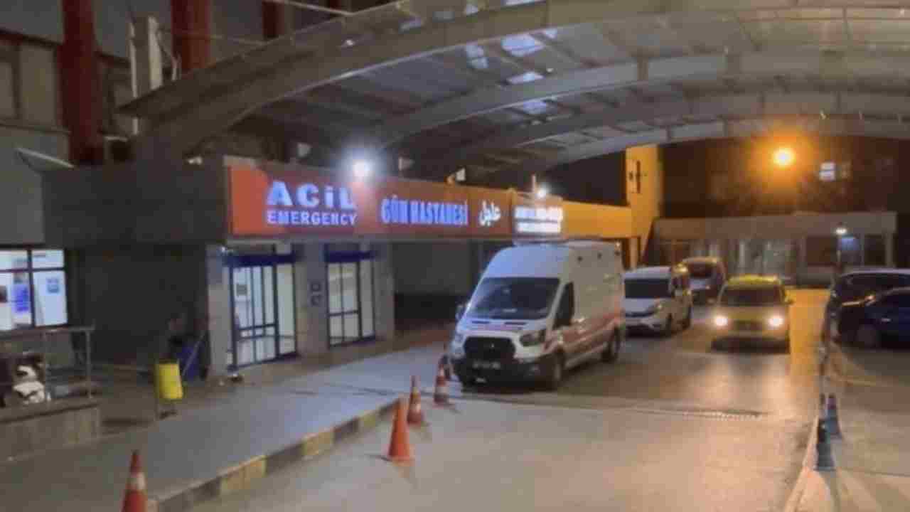 Gaziantep’te Fabrika Önünde Kanlı Hesaplaşma! Gaziantep’te Fabrika Önünde Kanlı Hesaplaşma!