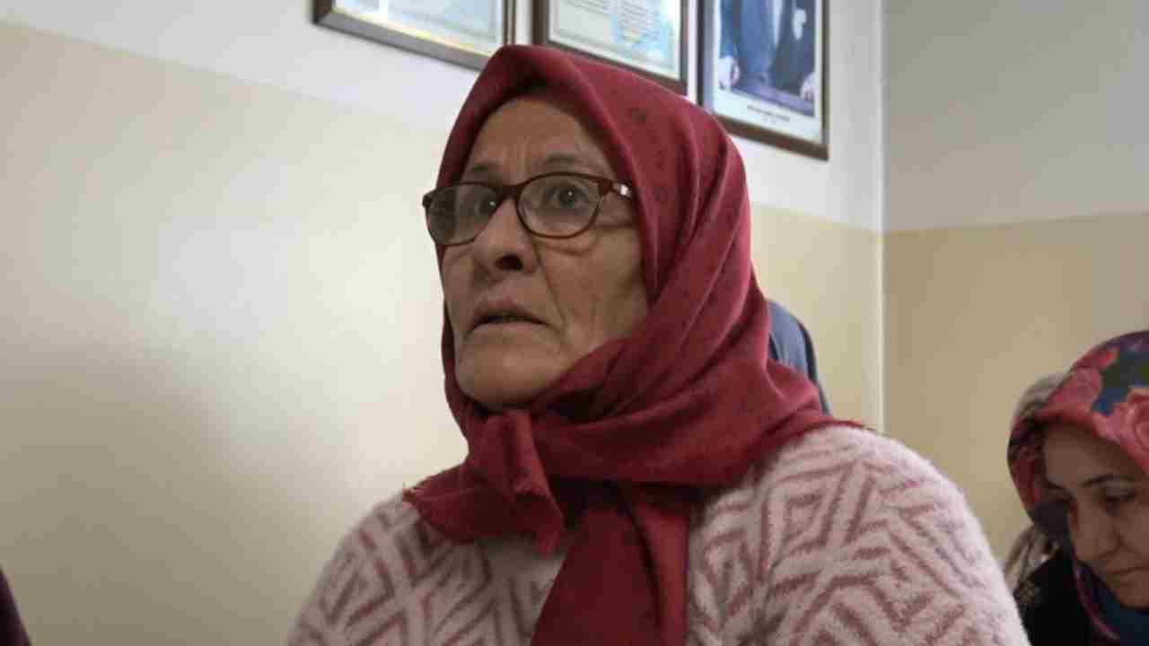 67 Yaşında Okuma Yazma Öğrenen Fatma Kaplan