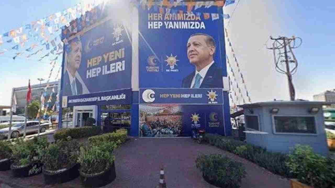 Oğuzeli Gençlik Kolları’nda Görev Değişikliği Yapıldı! Oğuzeli Gençlik Kolları’nda Görev Değişikliği Yapıldı!