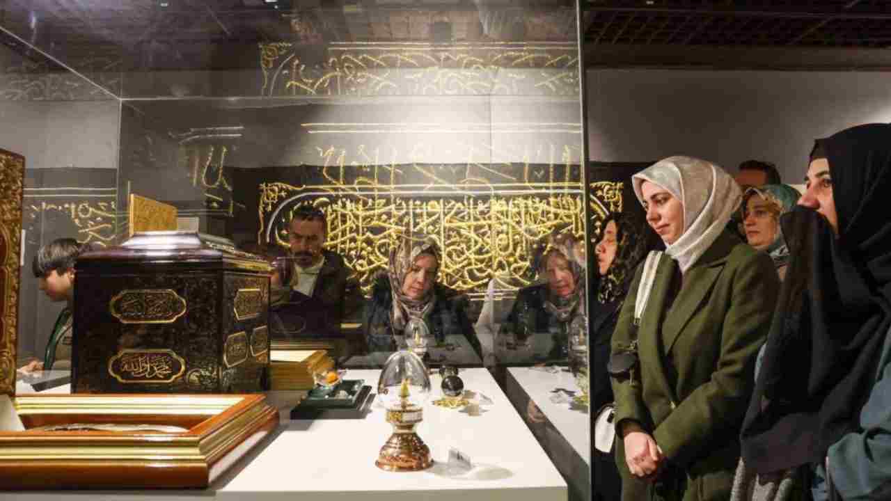 Kutsal Emanetler Sergisi: Gaziantep’te Manevi Buluşma
