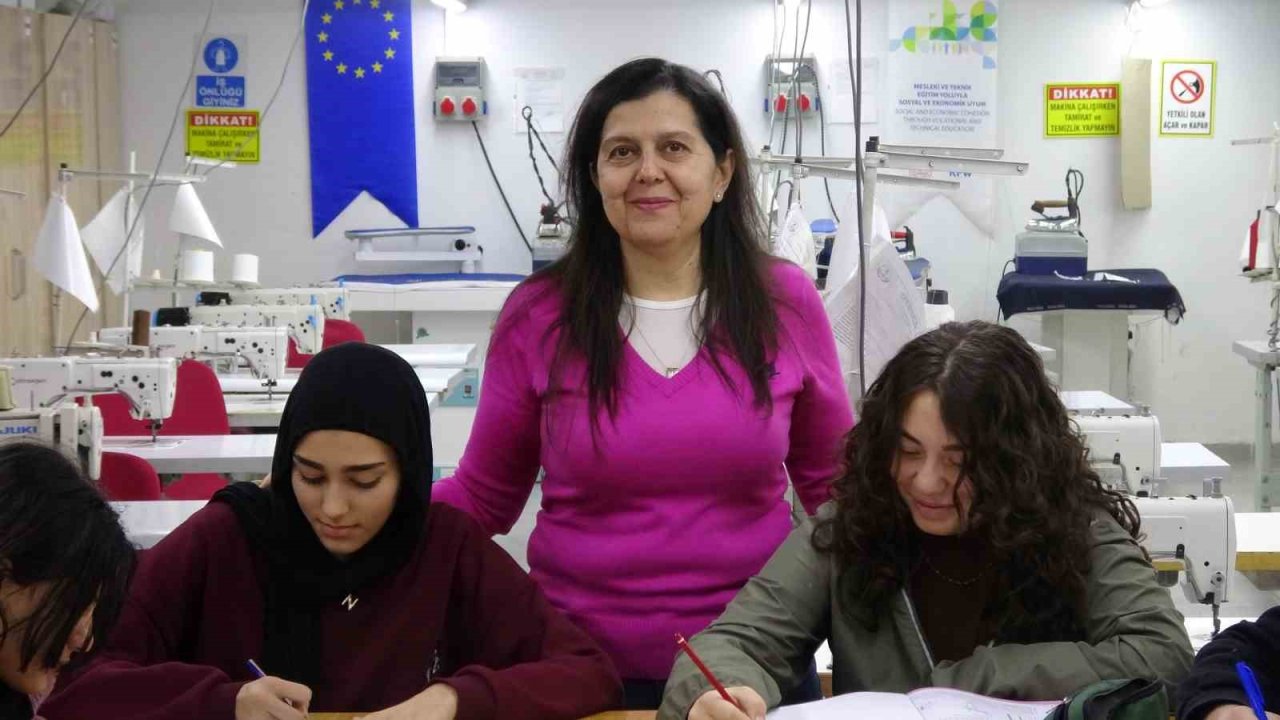 Öğrencilik Yıllarından Öğretmenliğe Uzanan İlham Verici Hikaye