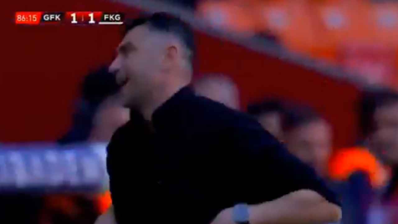 Burak Yılmaz: “Taraftara Hakaret Etmedim” Dedi! Burak Yılmaz: “Taraftara Hakaret Etmedim” Dedi!