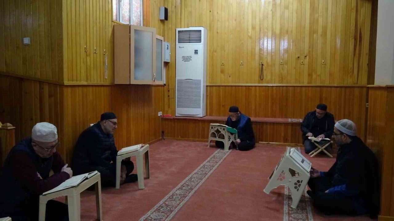 Ramazan’da İtikaf İbaetine Yoğun İlgi Var!