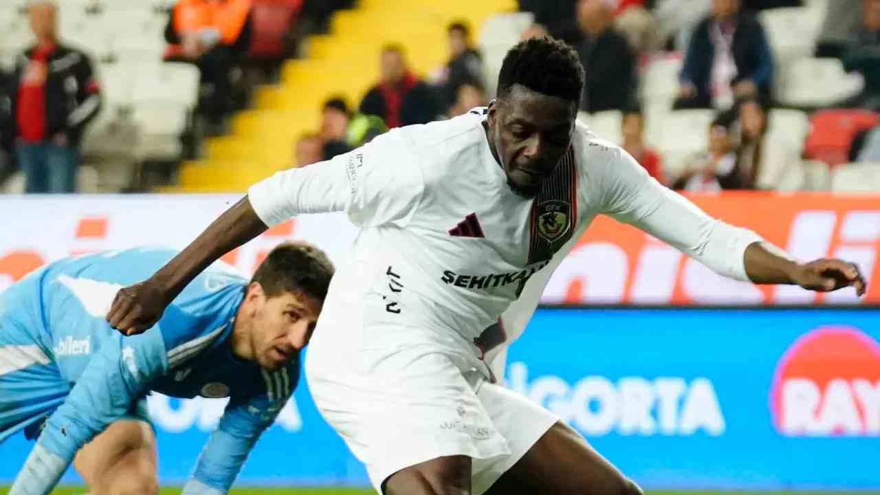 Bayo, Gaziantep FK’nın Galibiyetine İki Golle Katkı Sağladı!