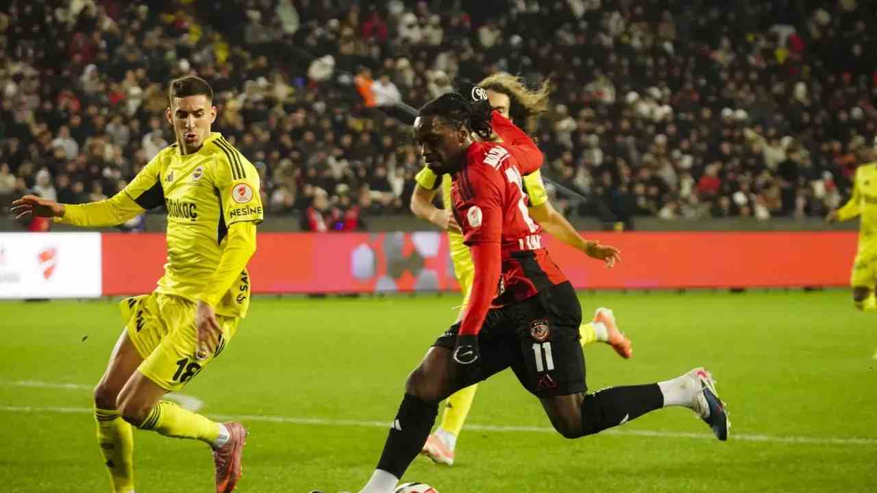 Gaziantep FK, Kritik Maç Öncesi Eksikler Yaşıyor! Gaziantep FK, Kritik Maç Öncesi Eksikler Yaşıyor!