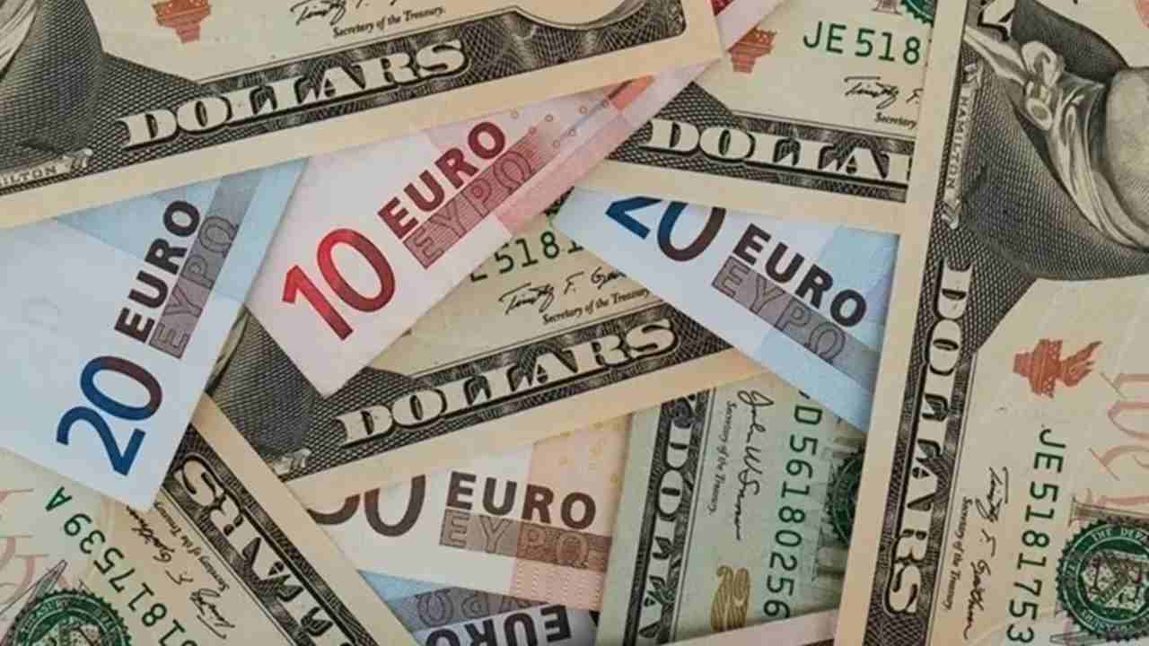 Döviz Piyasasında Hareketli Gün: Dolar ve Euro Yükseliyor Döviz Piyasasında Hareketli Gün: Dolar ve Euro Yükseliyor