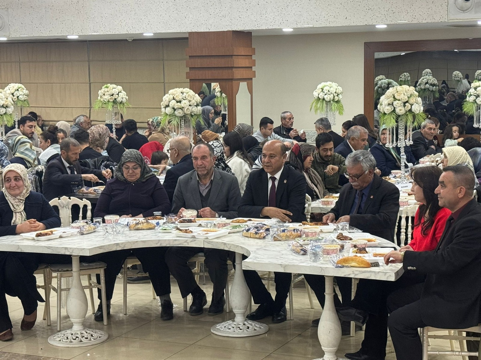 CHP’den, şehit aileleri ve gazilerle şükran buluşması