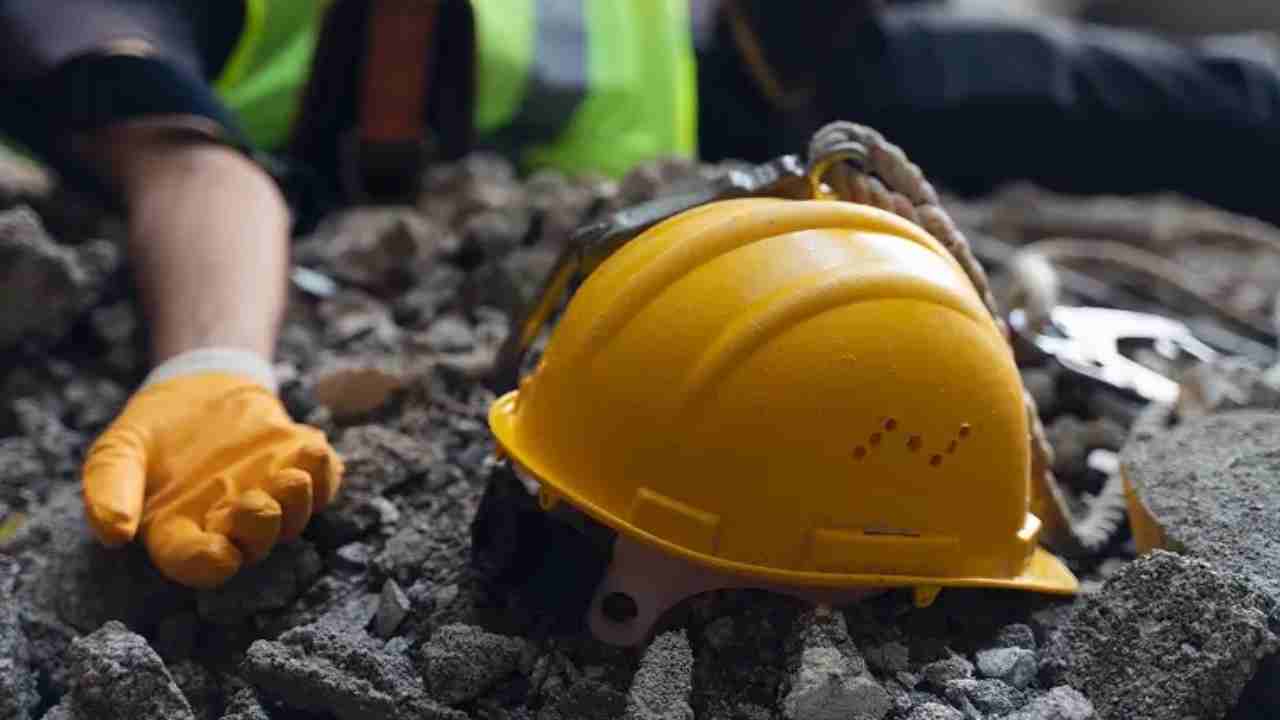 Gaziantep’te İşçi Çökme Faciasından Döndü!