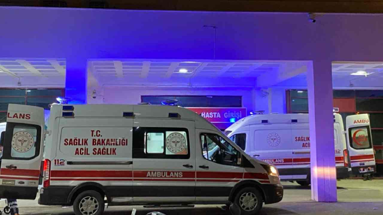 Şehitkamil’de Kaza: 7 Yaralı Hastaneye Sevk Edildi Şehitkamil’de Kaza: 7 Yaralı Hastaneye Sevk Edildi
