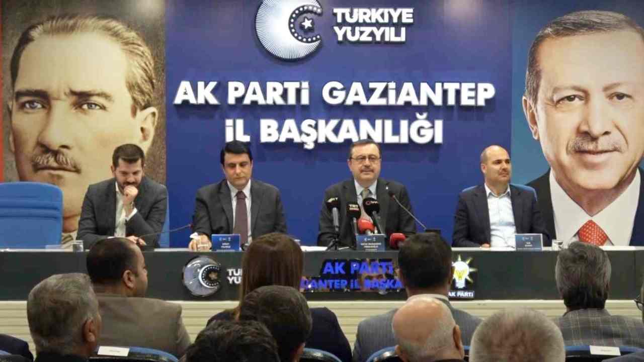 CHP’nin Çocuk Mehterane Protestosuna Sert Tepki!