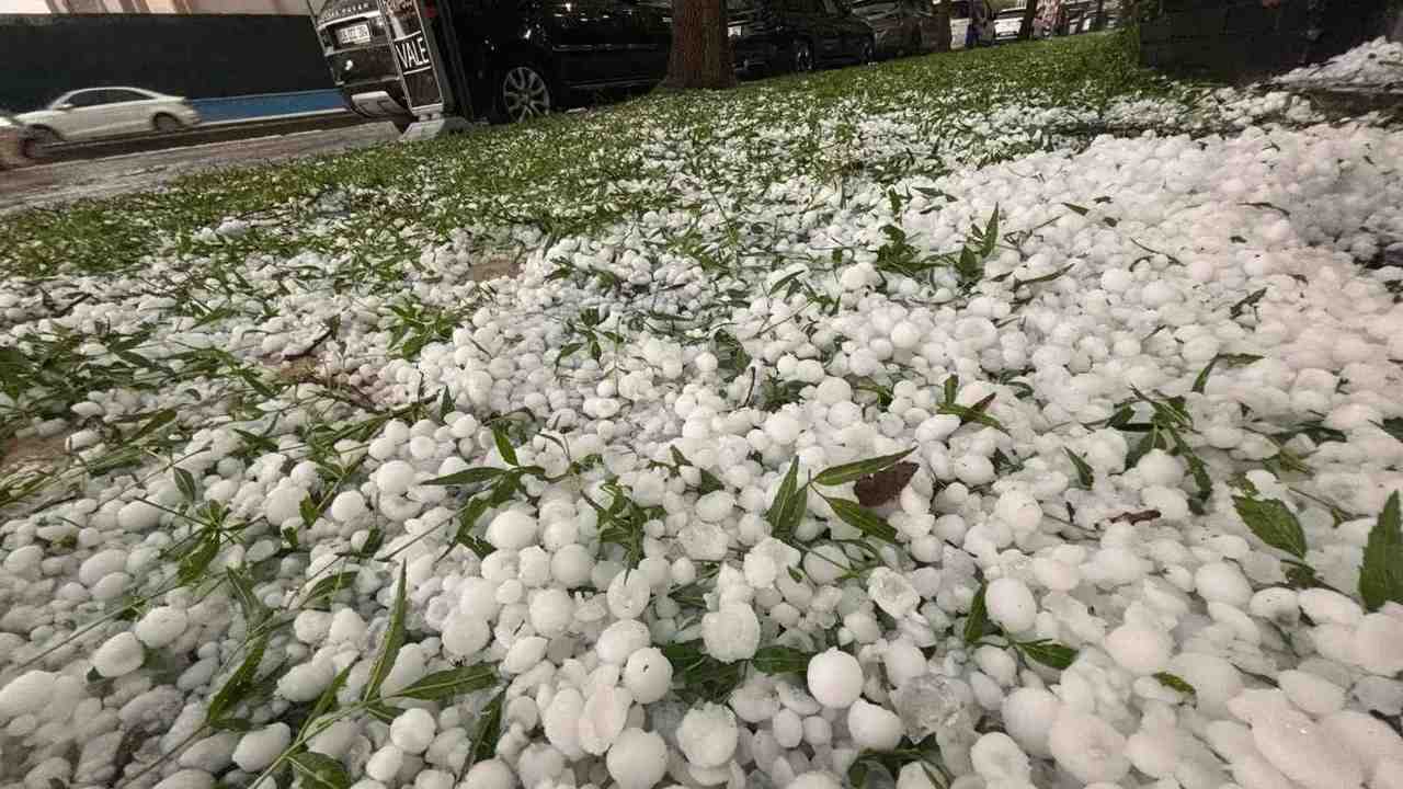 Gaziantep’te Dolu Tarım Alanlarını Vurdu, Üreticiler Şokta!