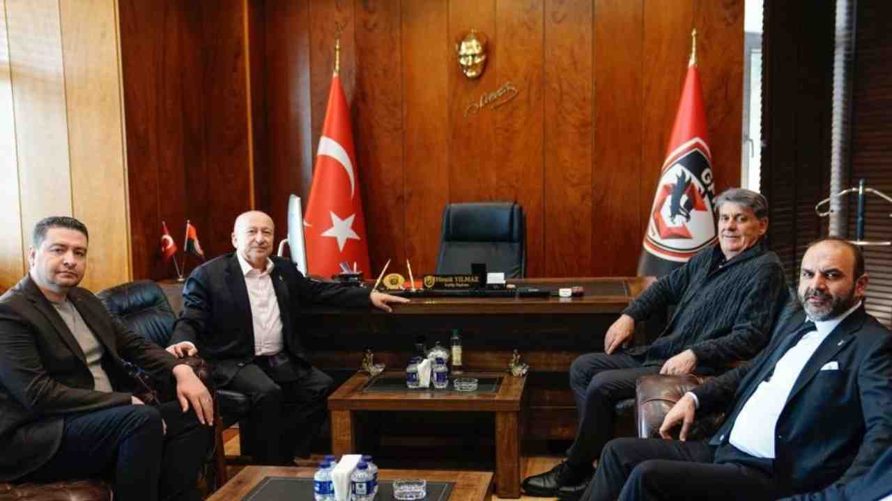 Beşiktaş’tan Gaziantep FK’ya anlamlı ziyaret! Beşiktaş’tan Gaziantep FK’ya anlamlı ziyaret!
