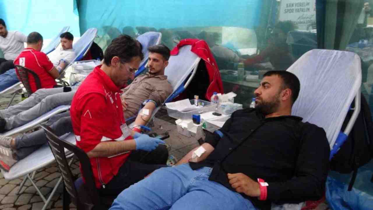 Şahinbey Belediyesi’nden rekor kan bağışı kampanyası!
