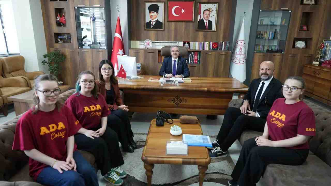 Gaziantepli Öğrenciler NASA’da Türkiye’yi Gururlandırdı