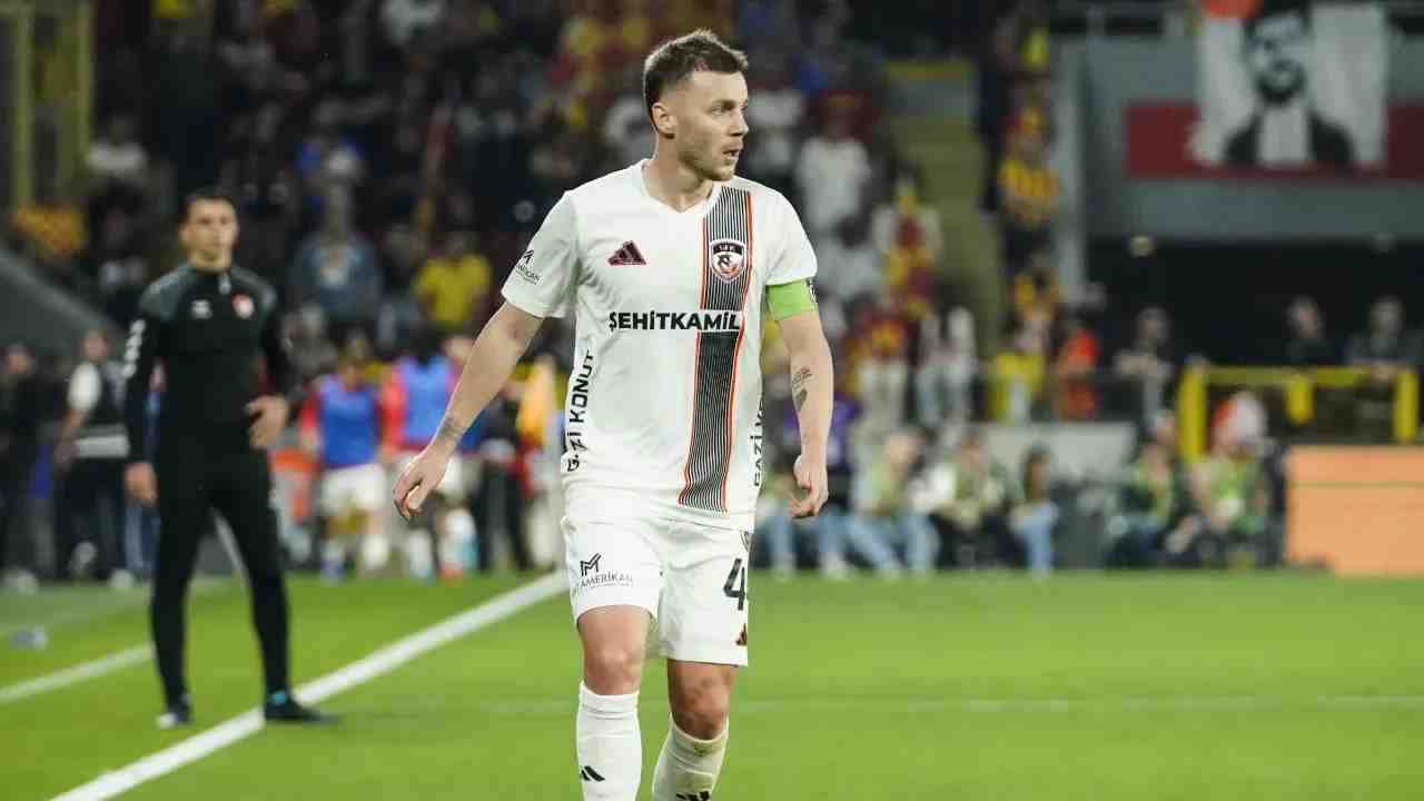 Maxim, Gaziantep FK ile 1 Yıl Daha Devam Ediyor! Maxim, Gaziantep FK ile 1 Yıl Daha Devam Ediyor!