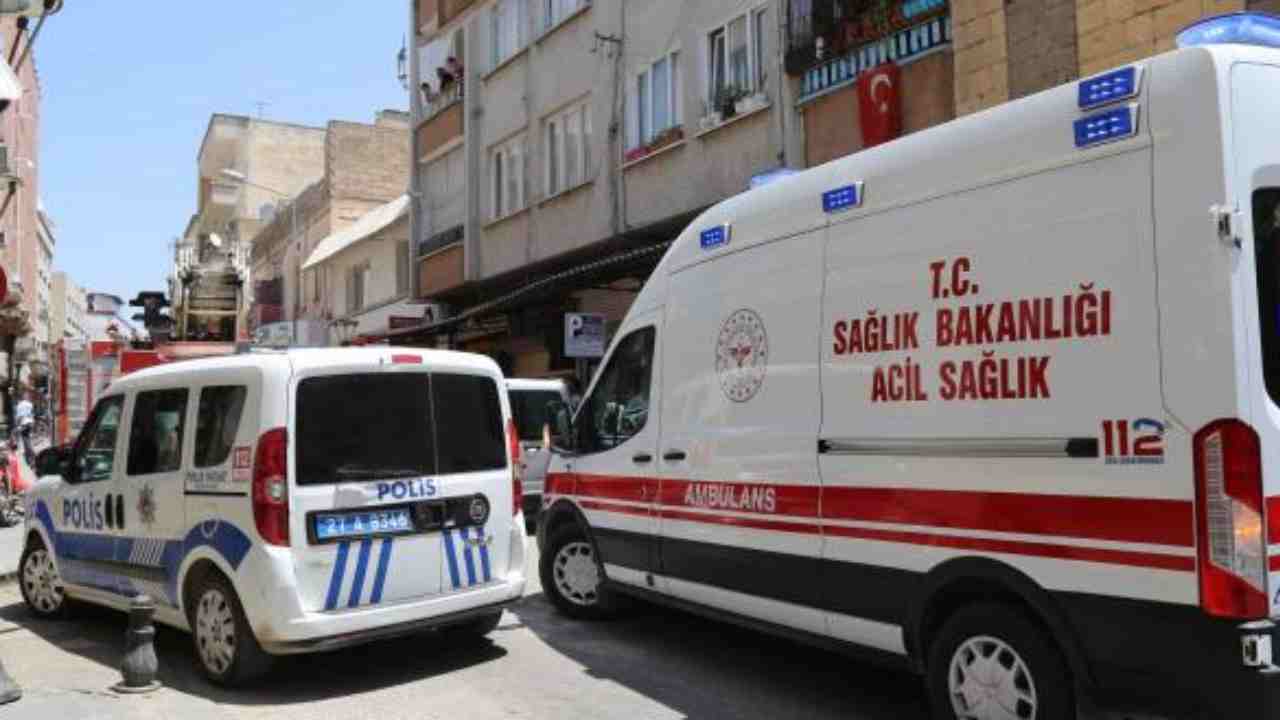 Nizip’te Bıçaklı Kavga: Bir Kişi Ağır Yaralı