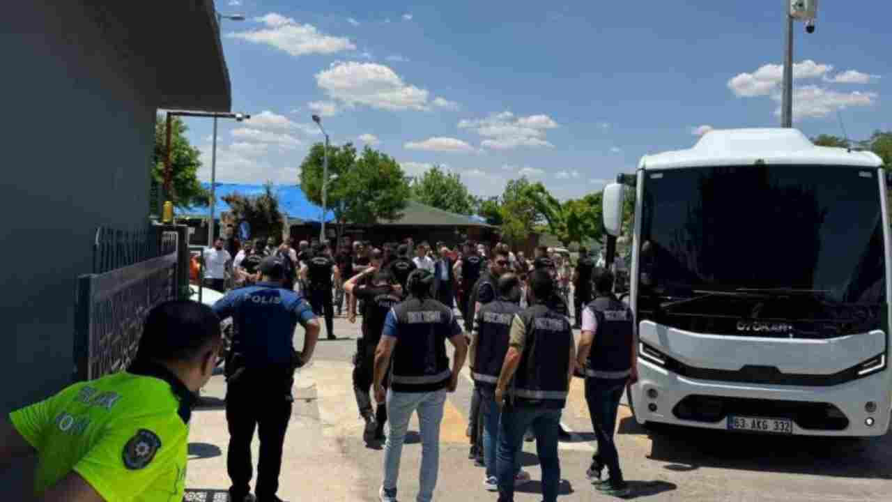 Şanlıurfa’da Silahlı Suç Örgütüne Büyük Operasyon