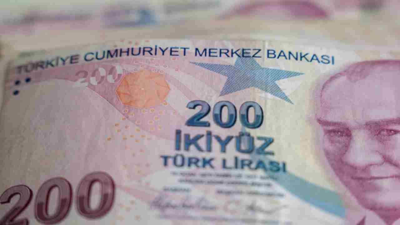 Koleksiyonda Sıra Dışı 200 TL’lik Banknot Yükseliyor