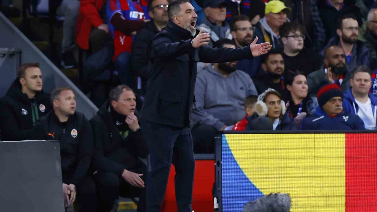 Arda Turan, En İyi Teknik Direktör Seçildi! Arda Turan, En İyi Teknik Direktör Seçildi!