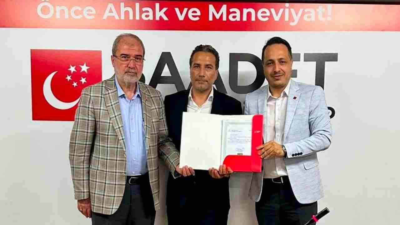 Saadet Partisinde görev değişimi Saadet Partisinde görev değişimi