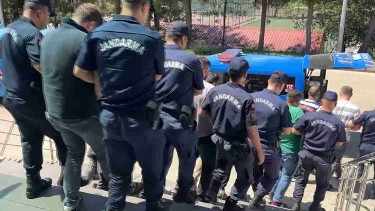 Uyuşturucu Operasyonu: 70 Gözaltı, Çok Sayıda Ele Geçirildi