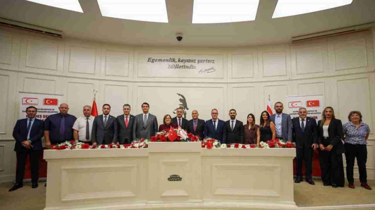 Gaziantep ve Gazimağusa Kardeş Şehir Protokolünü İmzaladı! Gaziantep ve Gazimağusa Kardeş Şehir Protokolünü İmzaladı!