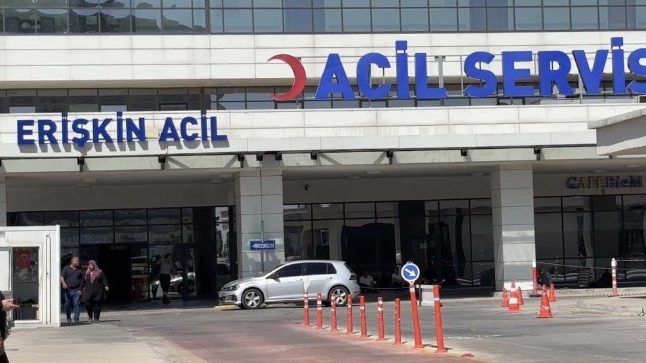 Bıçaklı kavga: 1 ölü, 6 yaralı! Bıçaklı kavga: 1 ölü, 6 yaralı!