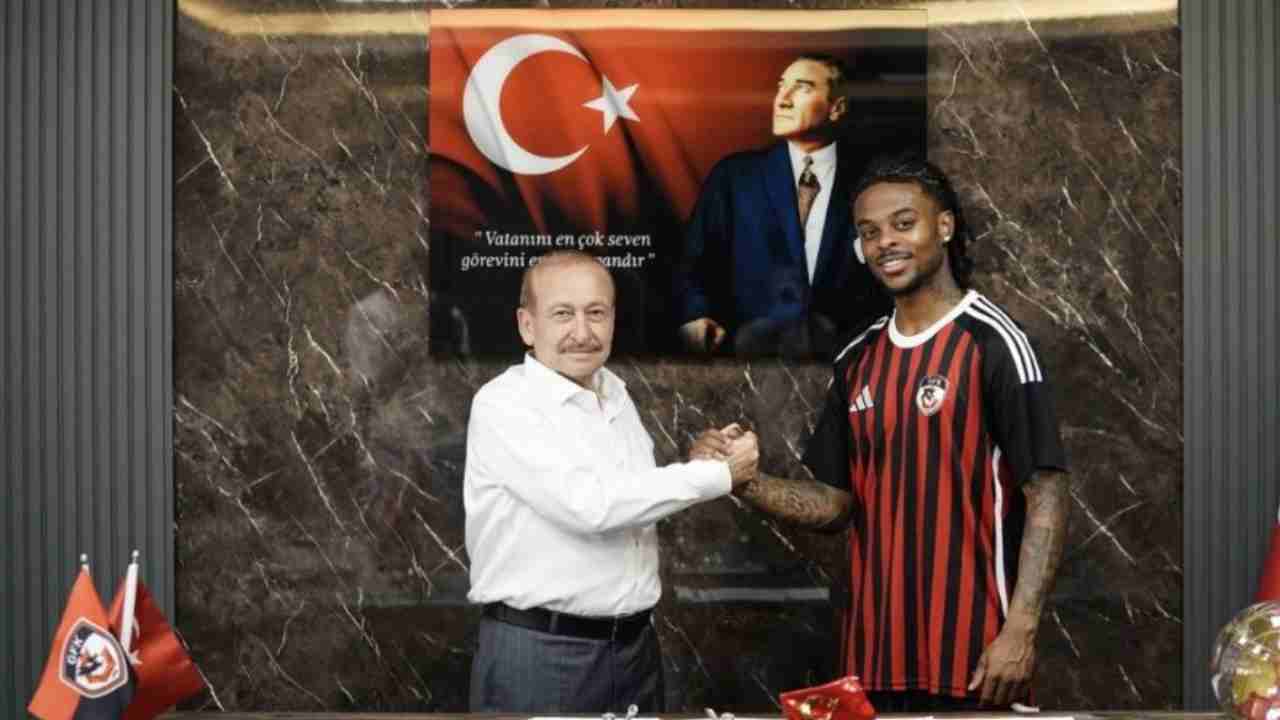 Gaziantep, Sontje Hansen’i Renklerine Kattı!