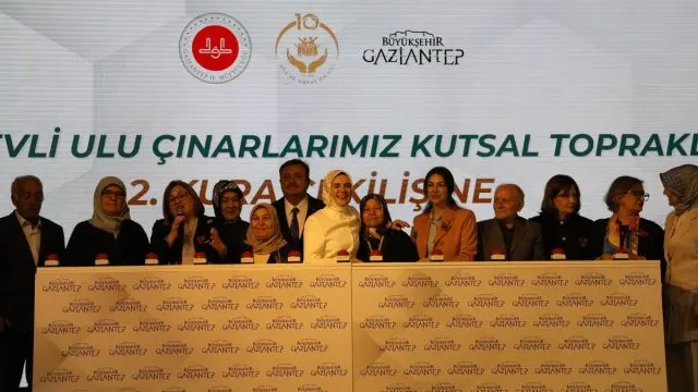 Gaziantep'te 41 Yıl Ve Üzeri Evli 1000 Çift Umre İ̇çin Kurayla Seçildi