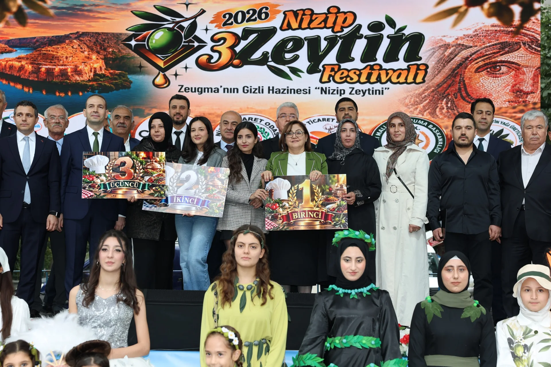 NİZİPLİ BU SÖZLERİ UNUTMAZ