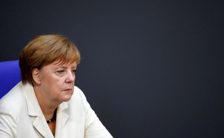 Merkel’den uçuşa yasak bölge açıklaması